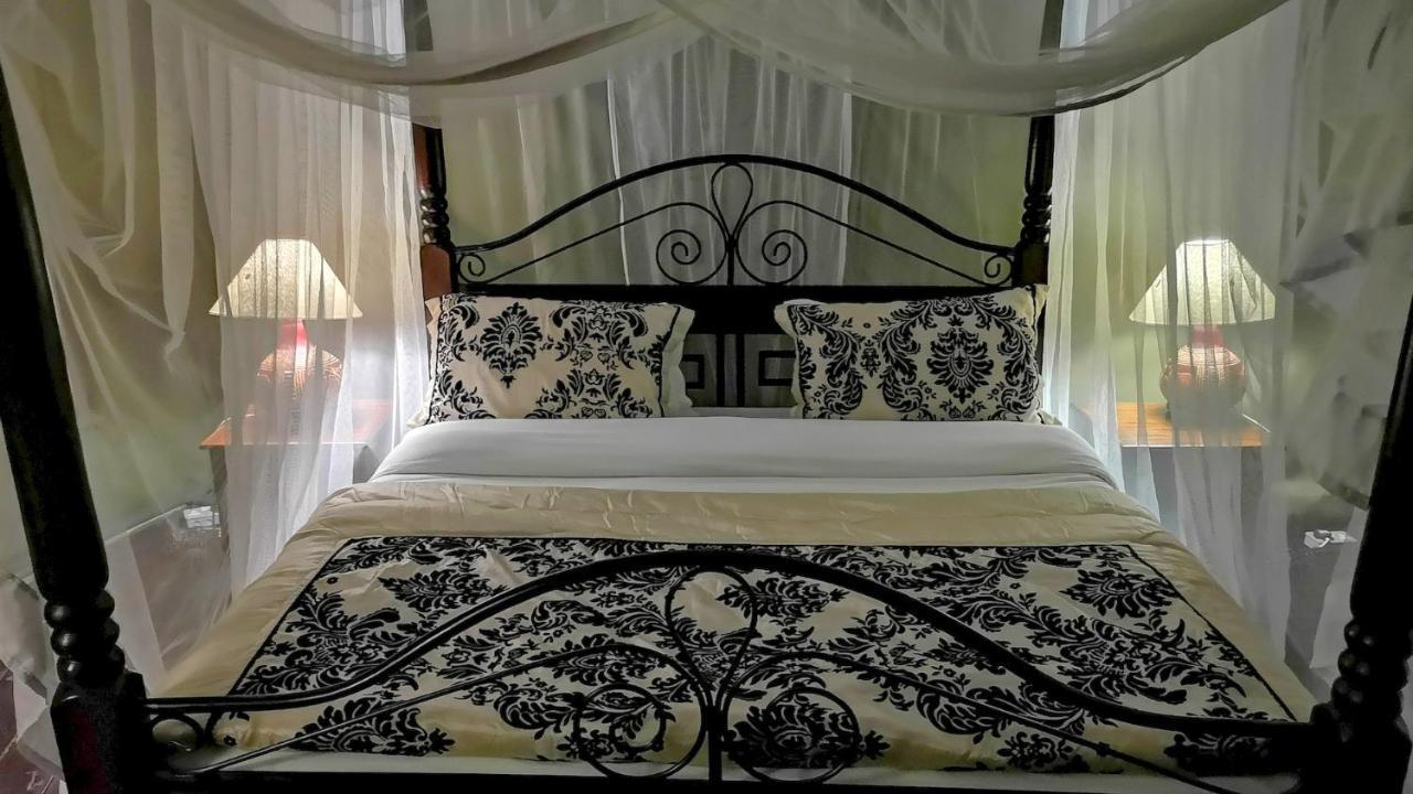 Ololaimutiek Osero Lodge מראה חיצוני תמונה