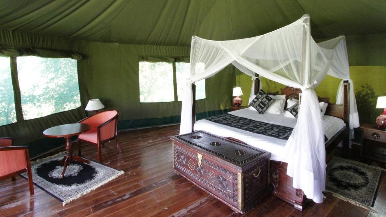 Ololaimutiek Osero Lodge מראה חיצוני תמונה