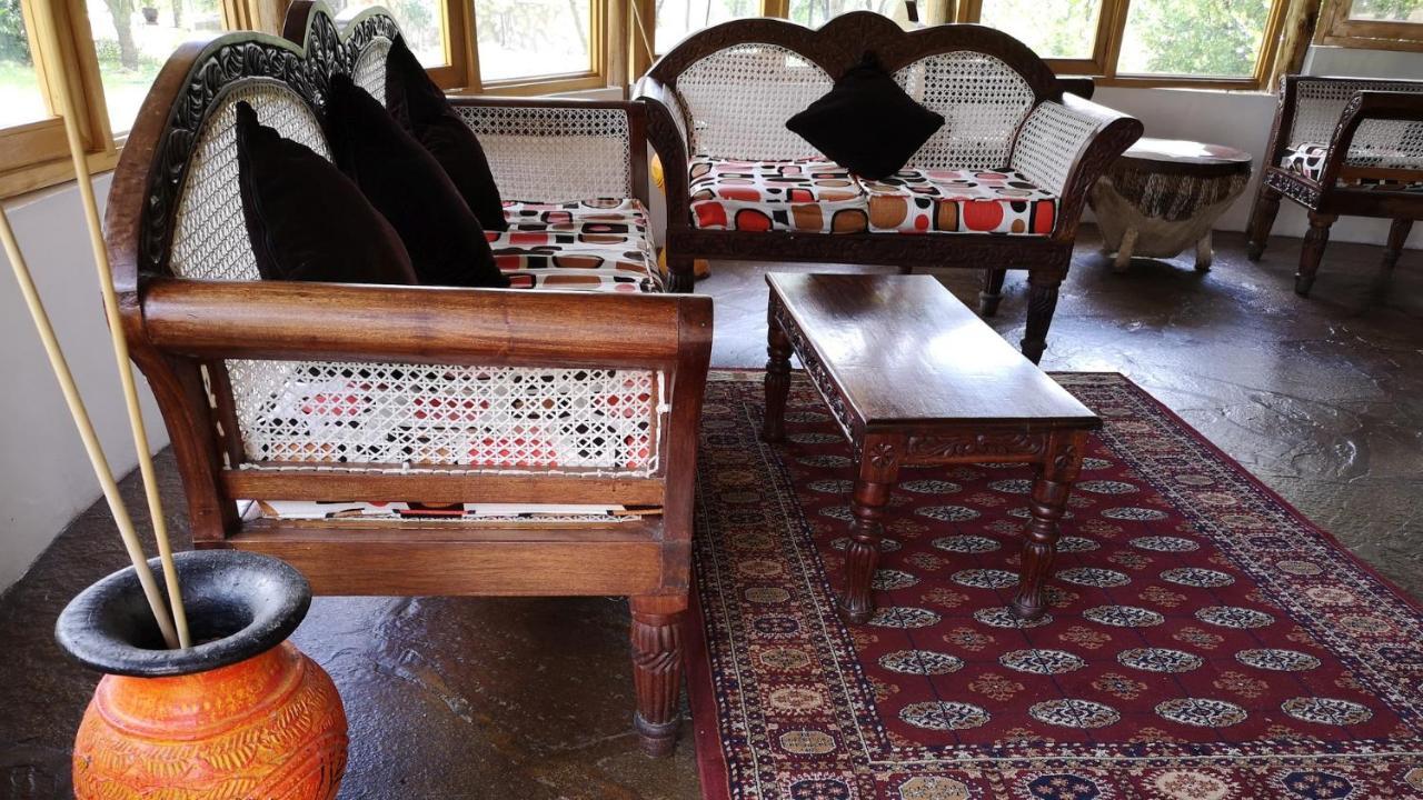 Ololaimutiek Osero Lodge מראה חיצוני תמונה